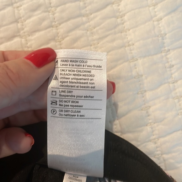 Vince Micro Floral Culottes - Picture 8 of 9